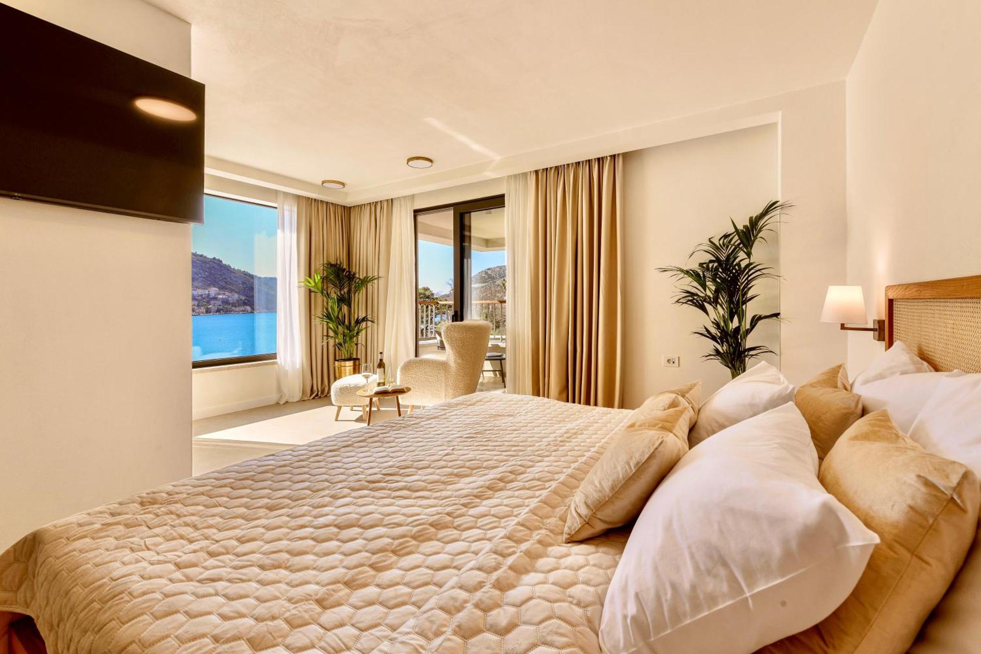 & - Of 5 Star Villa Dubrovnik